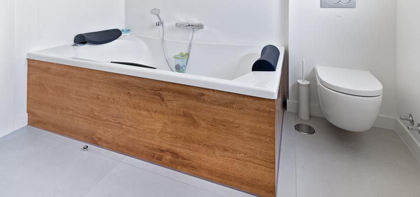 Baño Estilo vintage Color marron, blanco  diseñado por Arquigestiona | Arquitecto Técnico | Copyright Arquigestiona