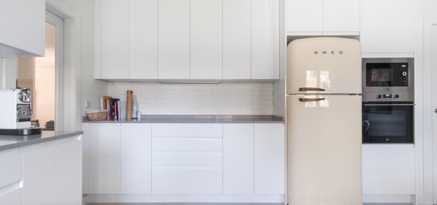 Cocina Estilo vintage Color blanco  diseñado por Arquigestiona | Arquitecto Técnico | Copyright Arquigestiona