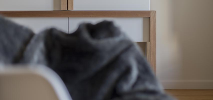 Salon Estilo moderno Color beige, blanco, gris  diseñado por acertus | Arquitecto Técnico | Copyright acertus