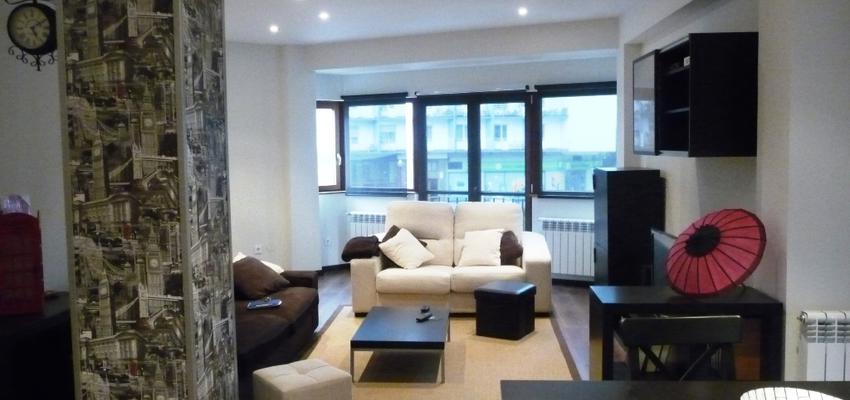 Sala de la TV style moderno color blanco, negro  diseñado por CONSTRUCCIONES DAYBASA, S.L. | Gremio 