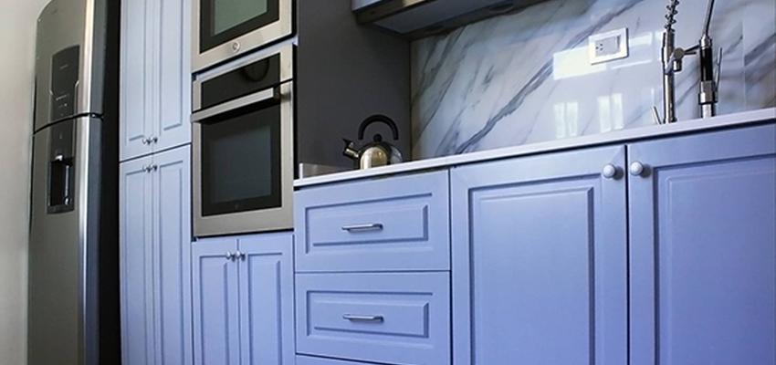 Cocina Estilo clasico Color marron, blanco, gris  diseñado por Atlantico Arqs | Arquitecto | Copyright www.atlanticoarqs.com