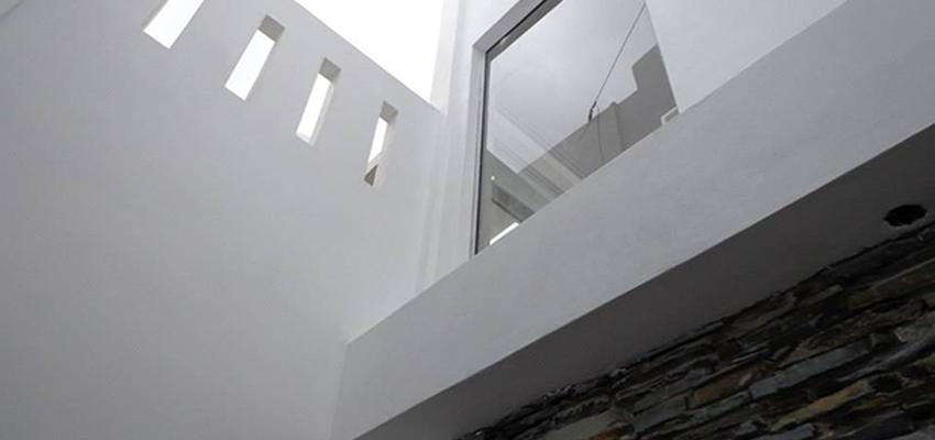 Escalera, Exterior, Galería Estilo moderno Color gris  diseñado por Atlantico Arqs | Arquitecto | Copyright Reforma de casa en Buenos aires, argentina / atlantico arqs