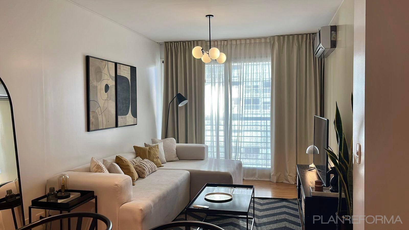 Comedor Estilo moderno Color beige, marron, blanco  diseñado por Atlantico Arqs | Arquitecto | Copyright decoracion eslovenia argentina/ atlanticoarqs