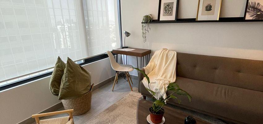 Comedor, Cocina, Cafeteria Estilo moderno Color beige, marron, marron  diseñado por Atlantico Arqs | Arquitecto 