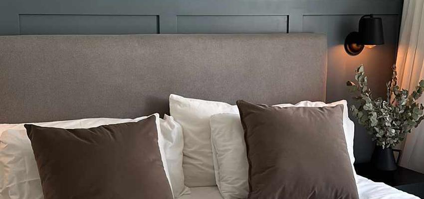 Dormitorio, Estudio, Comedor Estilo moderno Color marron, beige, marron  diseñado por Atlantico Arqs | Arquitecto 