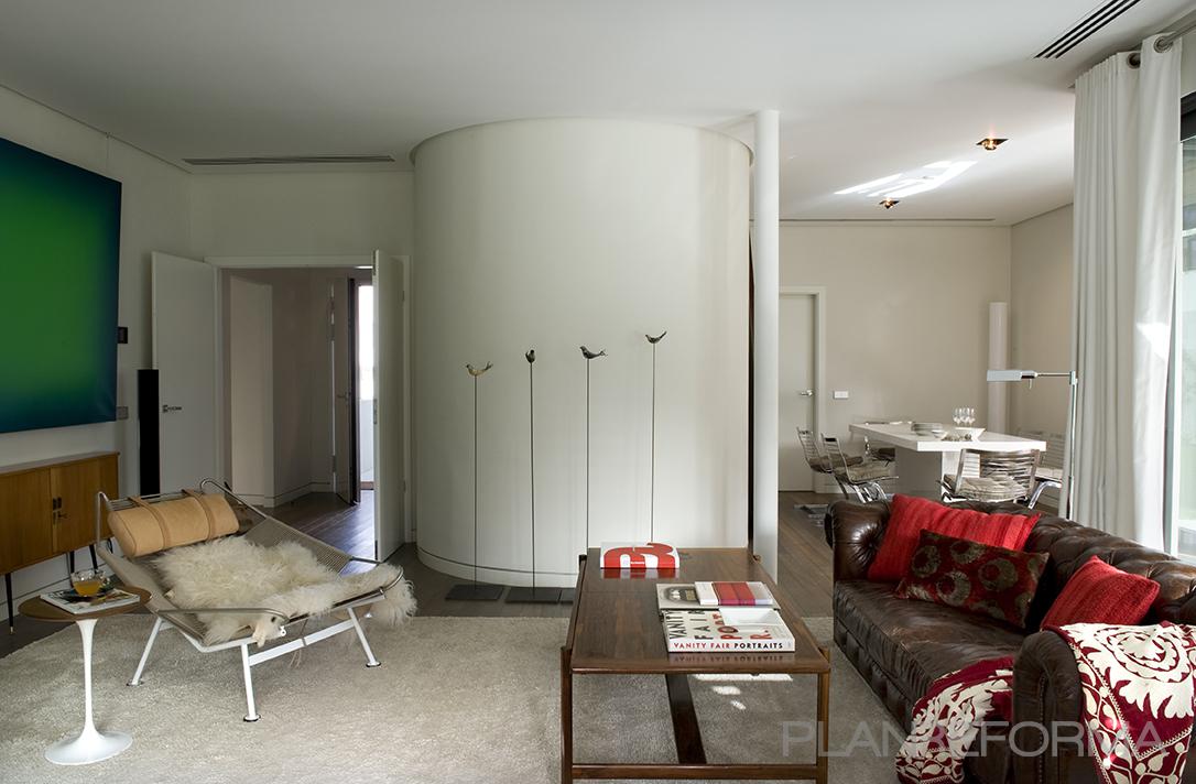 Comedor, Salon Estilo moderno Color rojo, verde, marron, beige, blanco  diseñado por IBERBILDIN INTERIORISMO | Arquitecto 