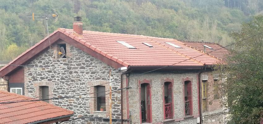 Exterior Estilo clasico Color ocre  diseñado por AKTUAL Diseño y Obra | Gremio | Copyright AKTUAL