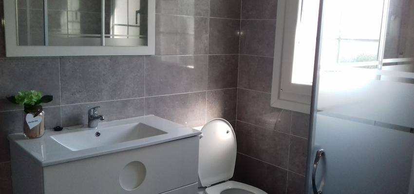 Baño Estilo clasico Color ocre  diseñado por AKTUAL Diseño y Obra | Gremio | Copyright AKTUAL