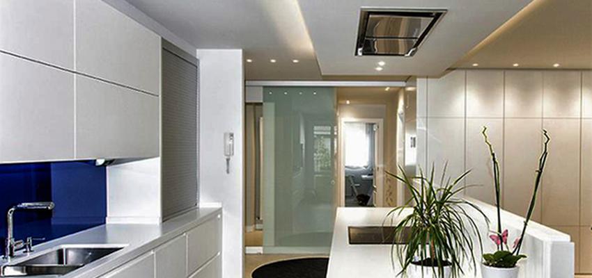 Comedor, Recibidor, Cocina Estilo vanguardista Color azul oscuro, gris, bronce  diseñado por Lourdes Galarraga | Interiorista | Copyright Lourdes Galarraga / Estudioa