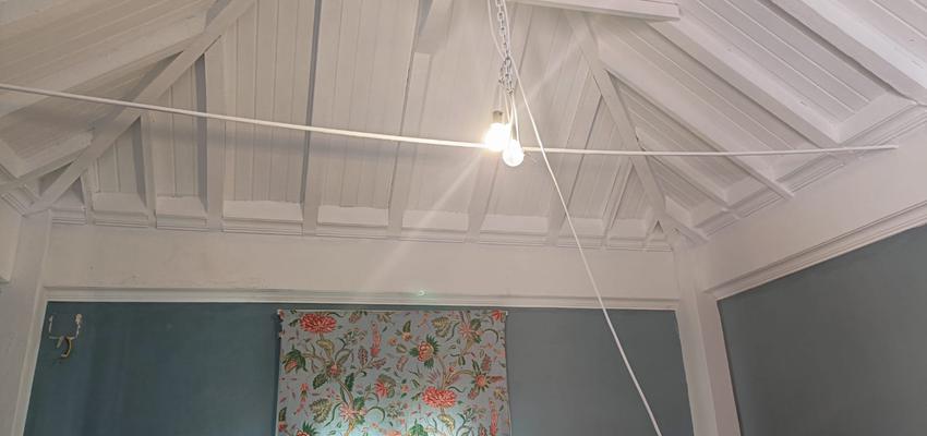 Comedor Estilo clasico Color azul cielo  diseñado por OCC MULTISERVI | Reformista, constructor 