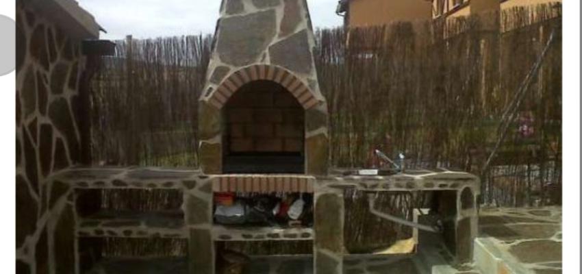 Terraza, Patio, Exterior Estilo rustico Color verde, marron, marron, beige, negro  diseñado por Reformas y Servicios Marius | Gremio | Copyright Reformas y Servicios Marius