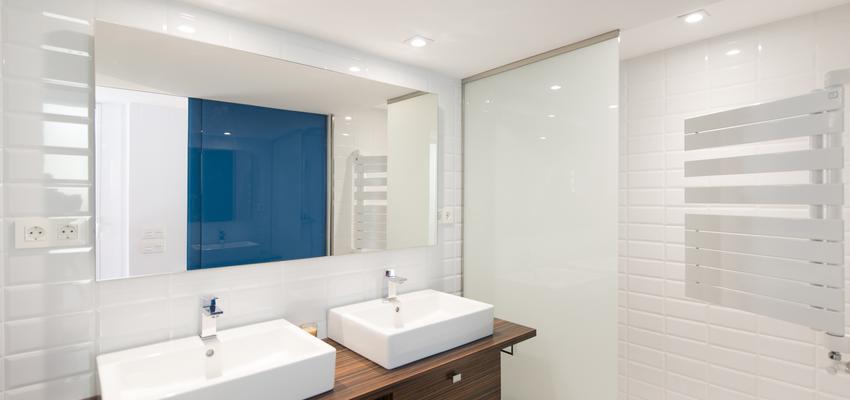 Baño, Tocador, Loft Estilo contemporaneo Color azul, marron, blanco  diseñado por Francesc Plazas Nebot | Arquitecto | Copyright F.P.Arquitectura Baño, Tocador, Loft Estilo contemporaneo Color azul, marron, blanco  diseñado por Francesc Plazas Nebot | Arquitecto | Copyright F.P.Arquitectura
