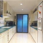 Cocina style clasico color turquesa, blanco