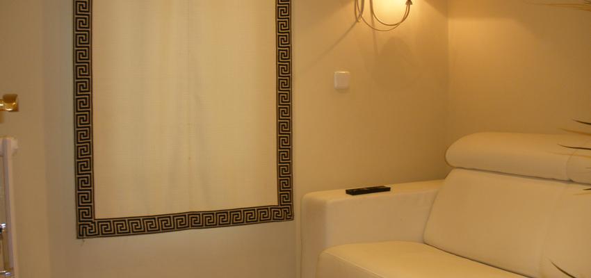 Sala de la TV, Sala de musica style contemporaneo color marron, marron, blanco  diseñado por ANGELES SAZ SANTED Arquitecto de Interiores | Interiorista | Copyright propia