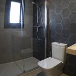 Baño Estilo moderno Color azul oscuro