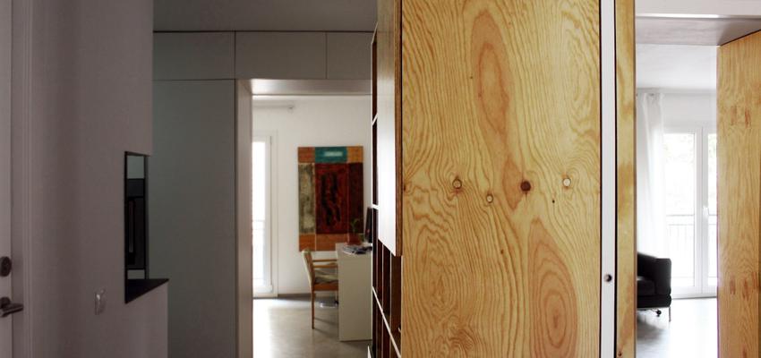 Estudio, Comedor style moderno color amarillo, blanco, gris  diseñado por AROOM ARQUITECTES | Arquitecto 