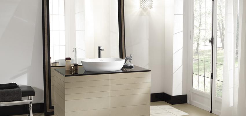 Baño style contemporaneo color ocre, verde, azul oscuro  diseñado por Villeroy & Boch | Marca colaboradora 