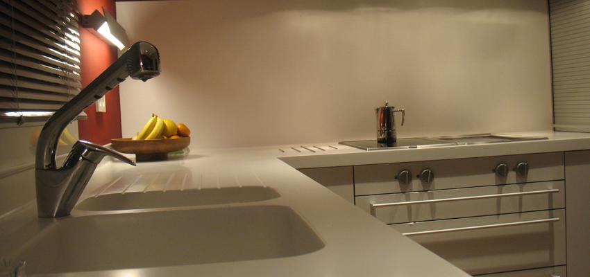 Cocina style moderno color blanco  diseñado por e-closion, ambientes de cocina | Gremio 