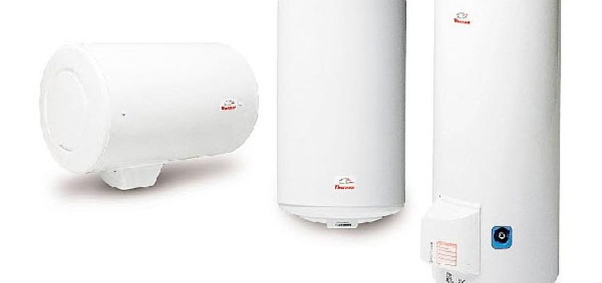 Baño Estilo clasico Color rojo  diseñado por Eclicon s.l. | Gremio | Copyright Eclicon s.l.