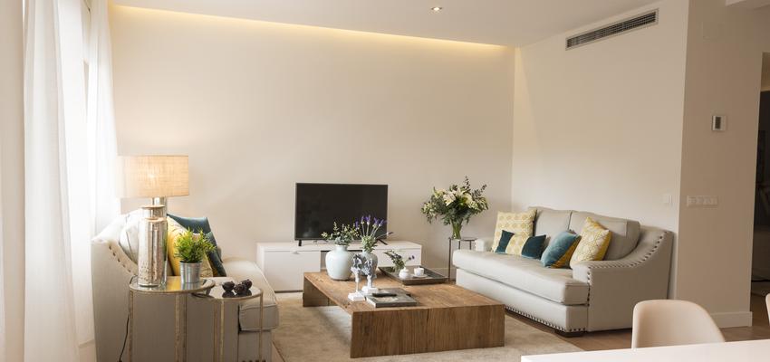 Salon Estilo contemporaneo Color plateado, bronce  diseñado por Angelines Oliva Blazquez | Arquitecto | Copyright REFORMA SALON COMEDOR