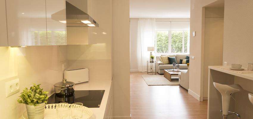 Cocina Estilo moderno Color gris, plateado, bronce  diseñado por Angelines Oliva Blazquez | Arquitecto | Copyright INTEGRACION DE COCINA