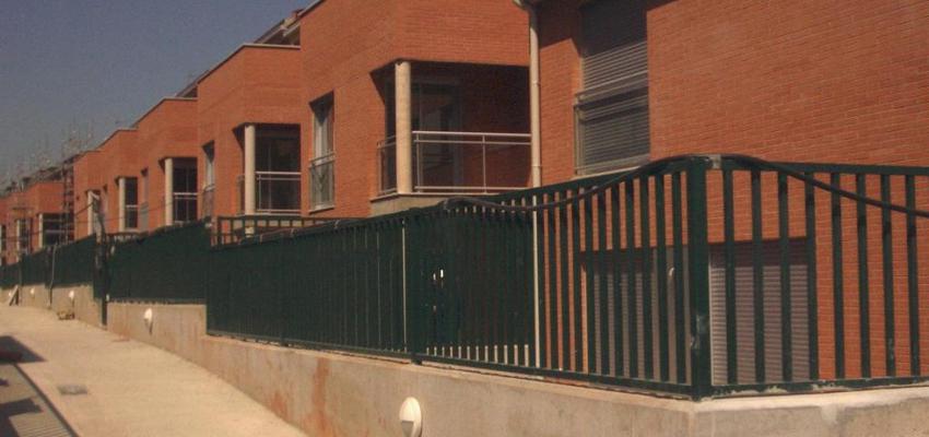 Exterior style rustico color marron, gris  diseñado por A7 Estudi d'Arquitectura | Arquitecto 