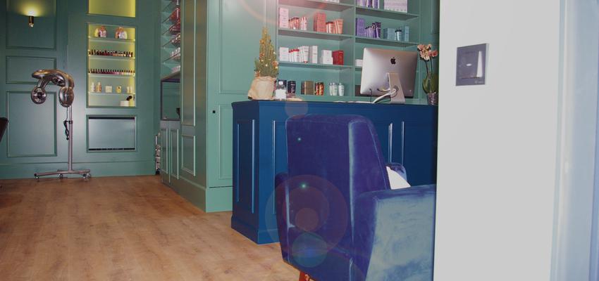 Salón de belleza Estilo clasico Color turquesa, azul oscuro, beige  diseñado por estudio2interiorismo | Interiorista | Copyright estudio2interiorismo