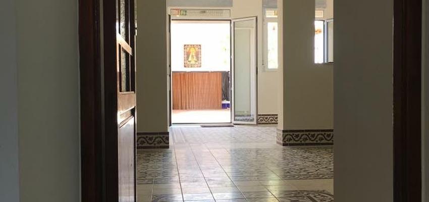 Pasillo Estilo clasico Color rosa  diseñado por NOU CABANYAL S.L. | Gremio 