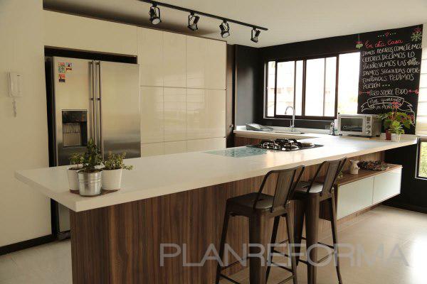 Comedor Estilo moderno Color marron, marron, beige  diseñado por Rysibcn SL | Gremio 