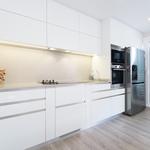 Cocina Estilo moderno Color beige, blanco, gris