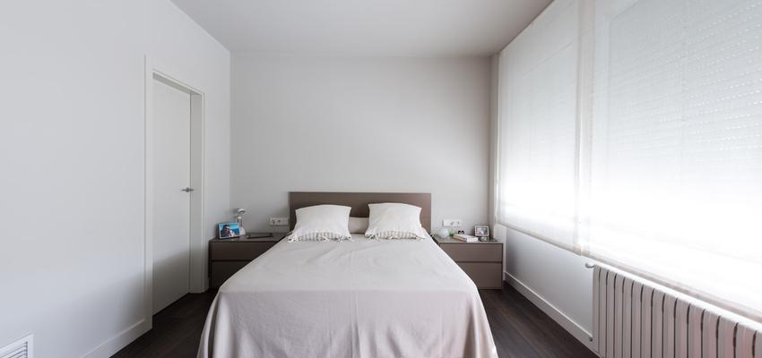 Dormitorio style moderno color marron, gris  diseñado por Standal | Interiorista | Copyright Standal