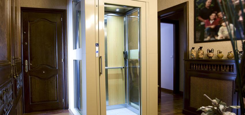 Salon Estilo tradicional Color plateado  diseñado por Ascensores Válida Lift | Gremio | Copyright Válida Lift