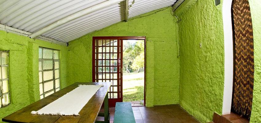 Comedor Estilo moderno Color marron, verde, blanco  diseñado por NachoDeko | Gremio 