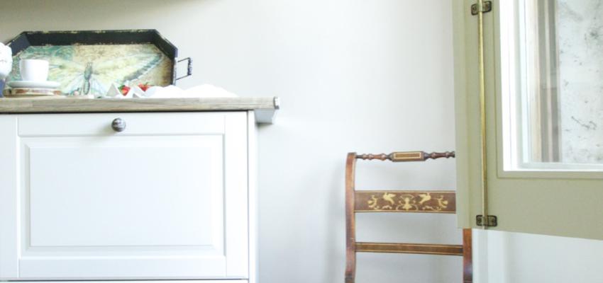 Cocina Estilo clasico Color marron, beige, beige  diseñado por Virginia Sánchez | Interiorista 