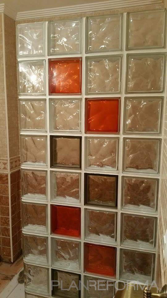 Baño style moderno color ocre, rosa, blanco  diseñado por Salvador Cano Romero | Gremio 