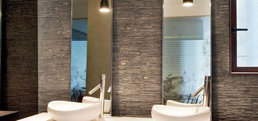 Baño Estilo moderno Color marron, blanco, gris, gris, negro  diseñado por estudioitales | Decorador 