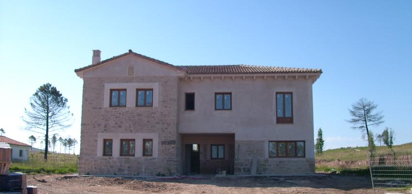 Exterior style contemporaneo color beige, marron  diseñado por ADM PROYECTOS Y REFORMAS | Gremio 
