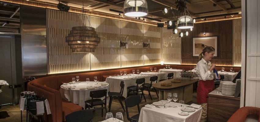 Restaurante Estilo moderno Color marron, bronce  diseñado por Jaime iglesias martinez | Gremio 