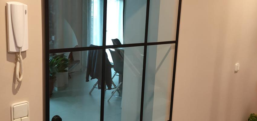 Cocina Estilo moderno Color beige, beige, blanco  diseñado por Cristalleries Lloret | Interiorista | Copyright Imagen propia