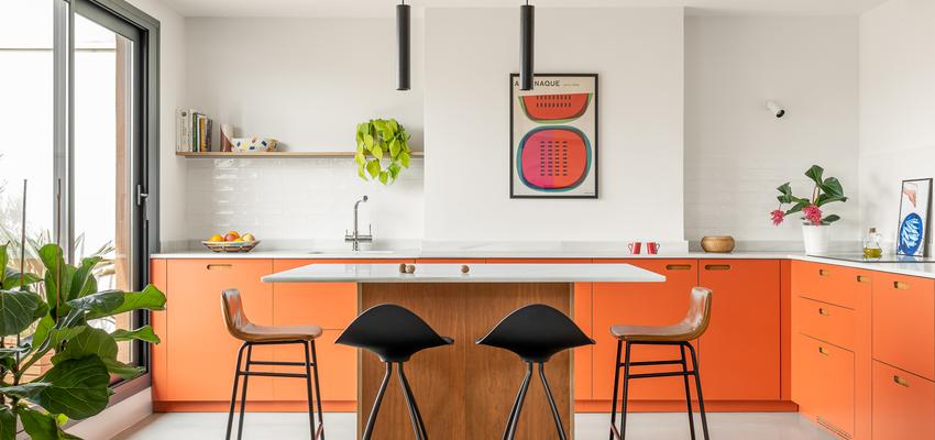 Comedor, Cocina Estilo moderno Color marron, ocre, blanco  diseñado por C+E Arquitectura | Arquitecto 