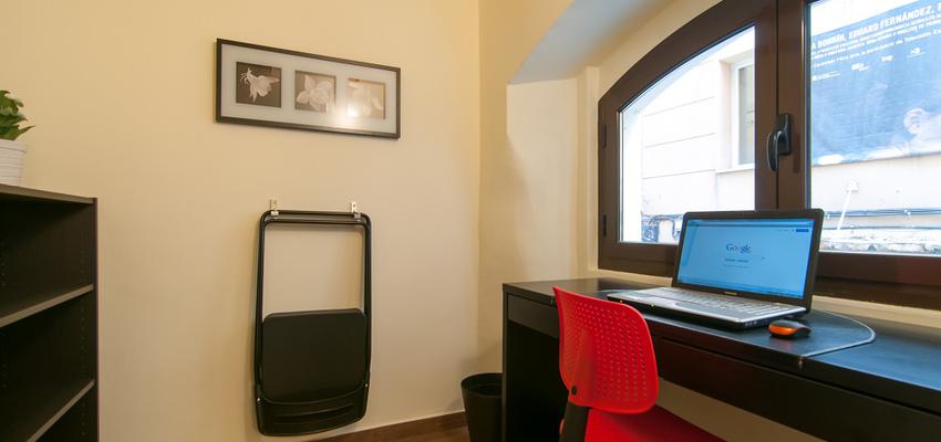 Estudio style tradicional color marron, beige, marron, negro  diseñado por Jonathan | Gremio 