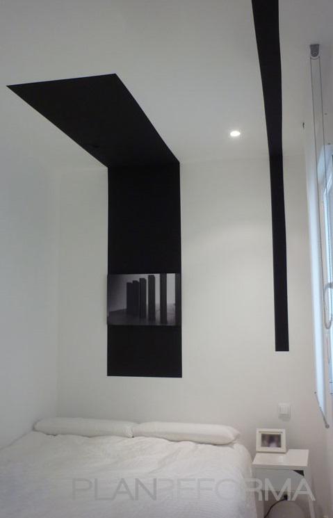 Dormitorio Estilo moderno Color negro, plateado  diseñado por Habitium | Arquitecto Técnico 