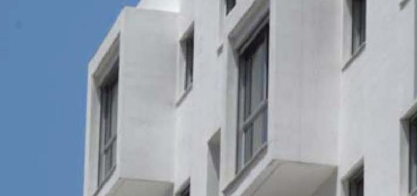 Balcon, Exterior Estilo mediterraneo Color gris, gris, plateado  diseñado por Susana Pastor | Arquitecto | Copyright Susana Pastor