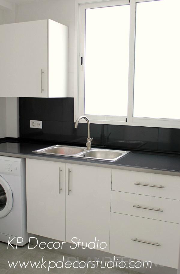 Cocina Estilo moderno Color blanco, gris, negro