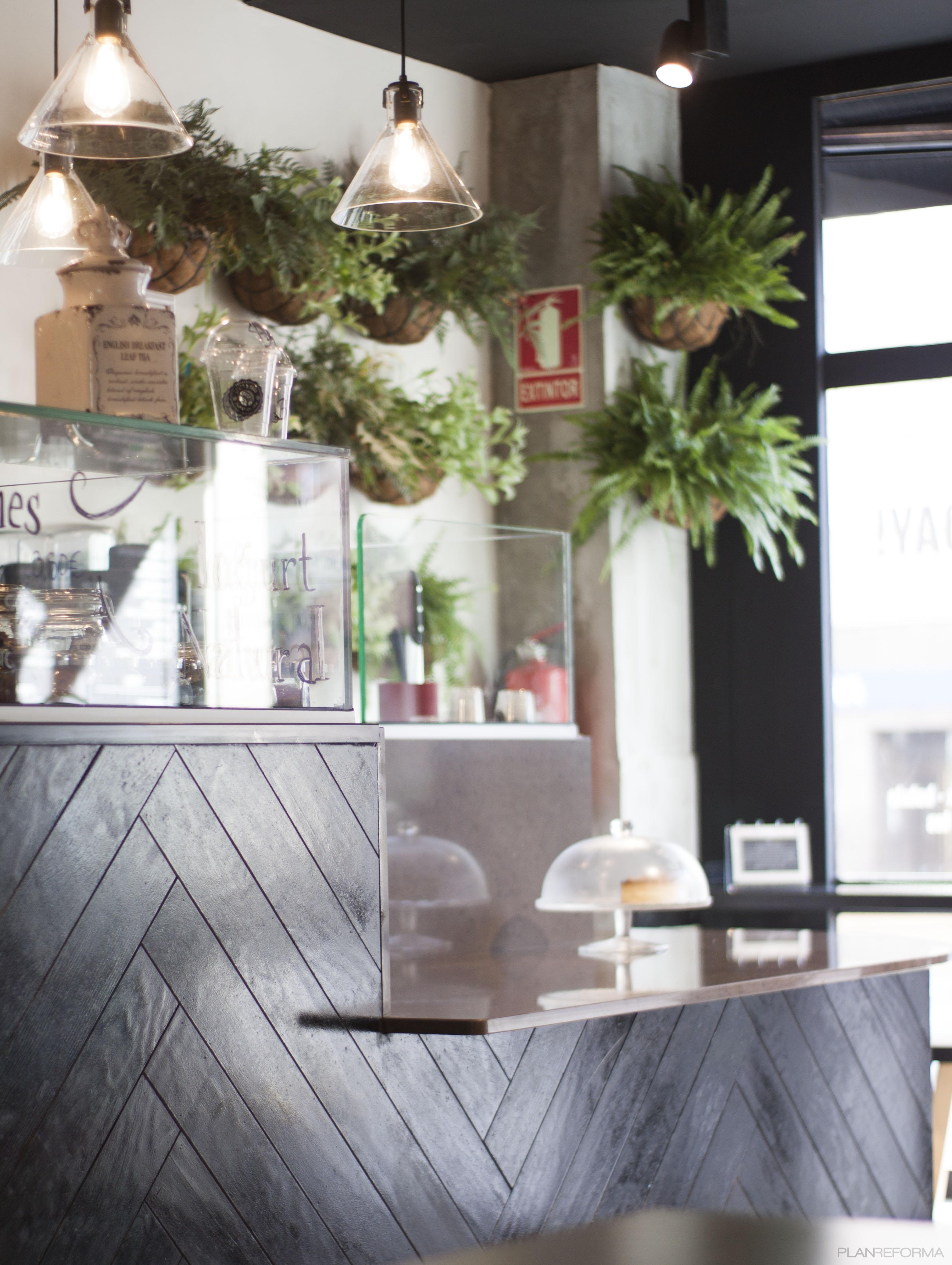 Restaurante, Cafeteria, Bar Estilo vintage Color beige, negro, plateado  diseñado por ALBERT SALVIA dissenyador d'interiors | Interiorista | Copyright Sandra G Cosano