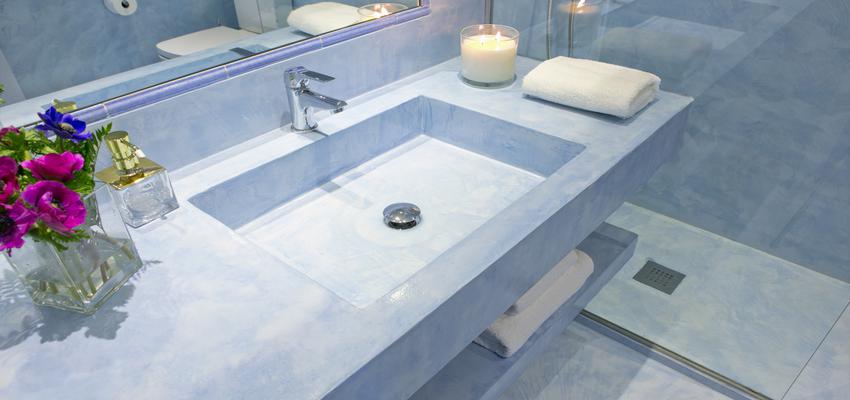 Baño style contemporaneo color azul cielo, blanco  diseñado por Montse  | Interiorista 