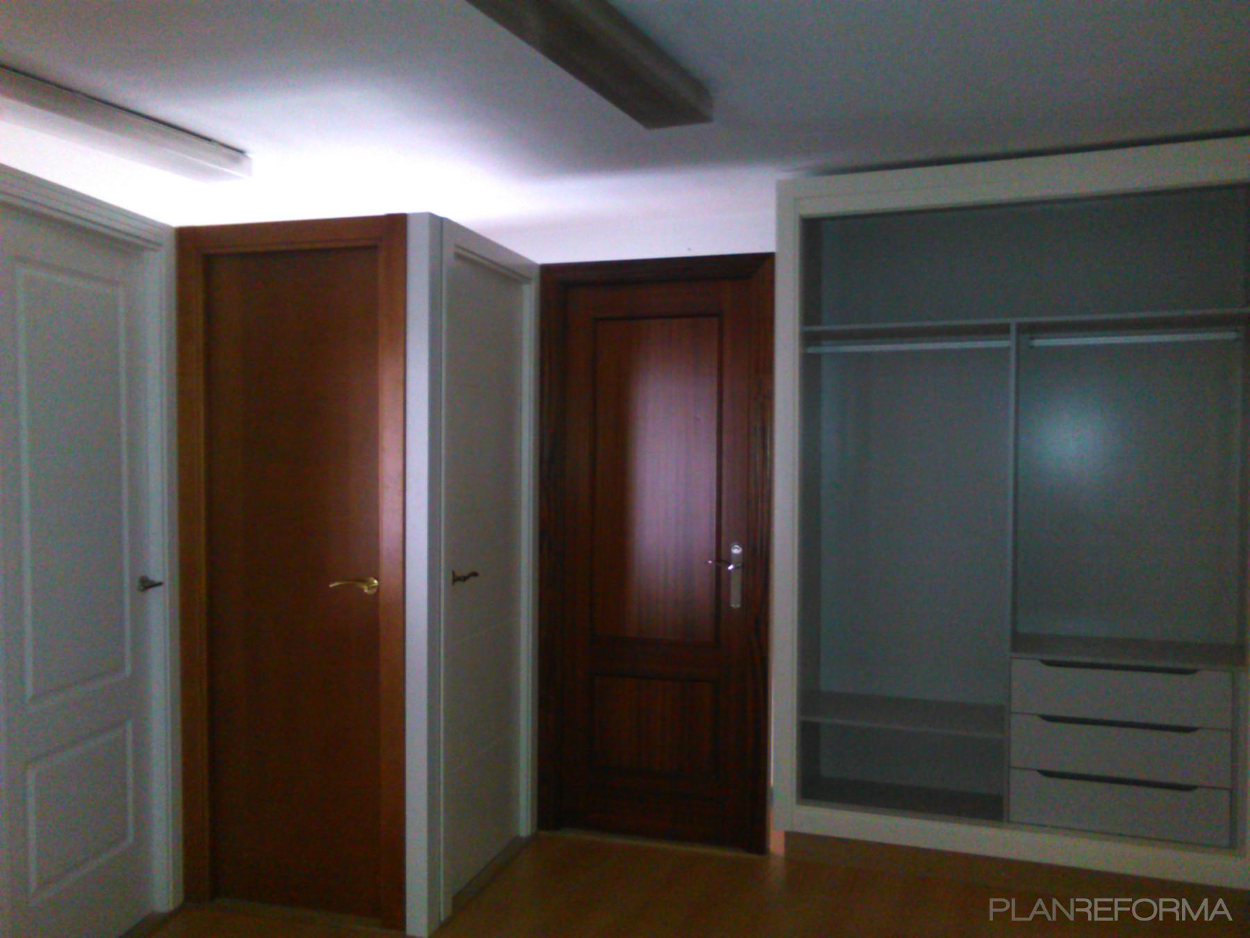 Tienda style contemporaneo color marron, marron, blanco  diseñado por Antonio Jose Palma Carrion | Gremio 