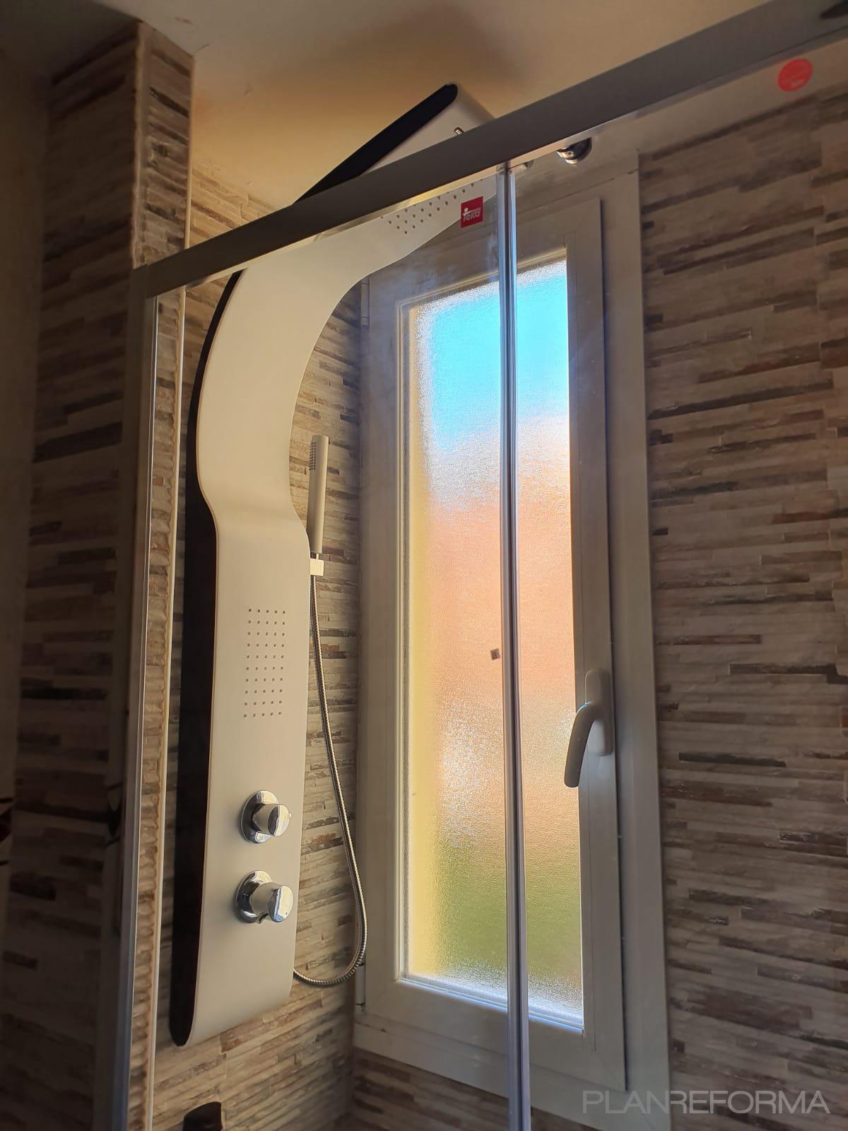 Baño Estilo contemporaneo Color beige, marron