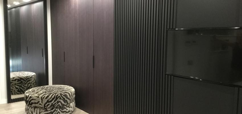 Dormitorio Estilo contemporaneo Color marron, beige, negro  diseñado por Angels Casellas - Interiorista | Interiorista | Copyright Angels Casellas