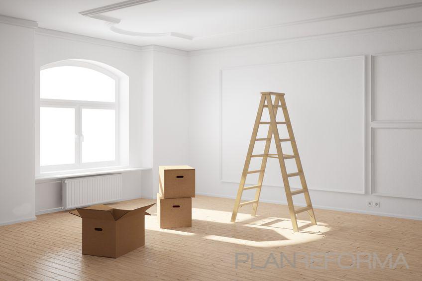 Dormitorio style moderno color beige, beige, blanco  diseñado por PintoresBoadilla | Gremio 